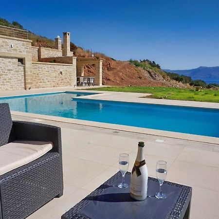 Villa Stylianos And Studios Kíssamos Eksteriør bilde