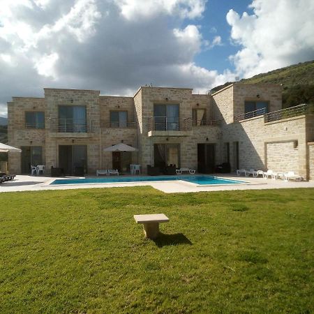 Villa Stylianos And Studios Kíssamos Eksteriør bilde