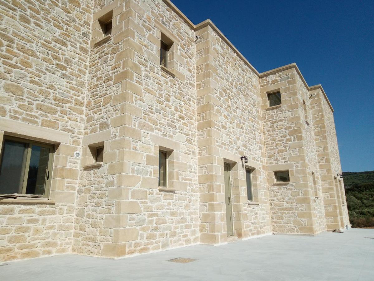Villa Stylianos And Studios Kíssamos Eksteriør bilde