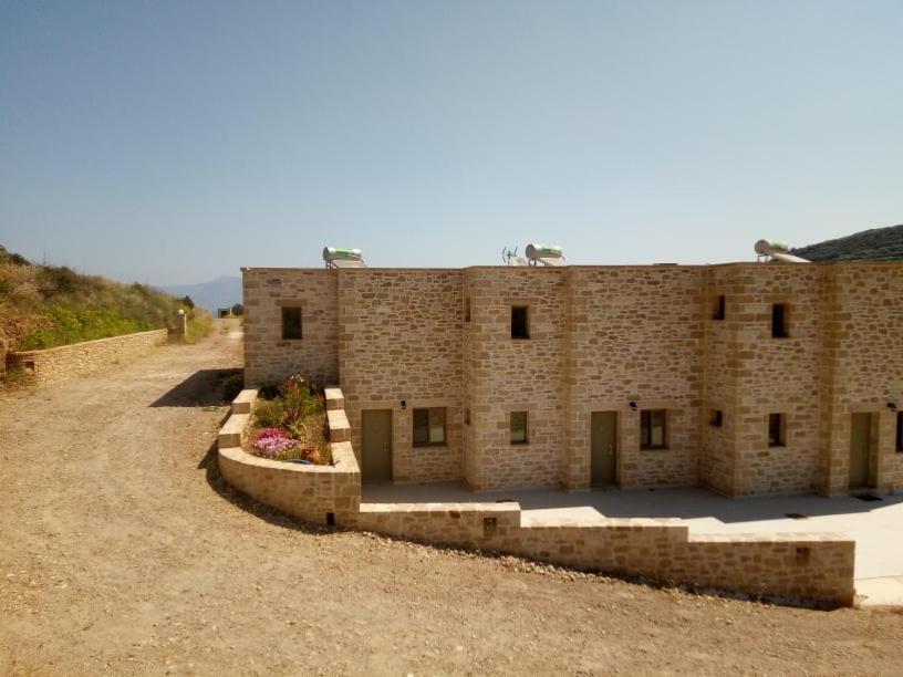 Villa Stylianos And Studios Kíssamos Eksteriør bilde