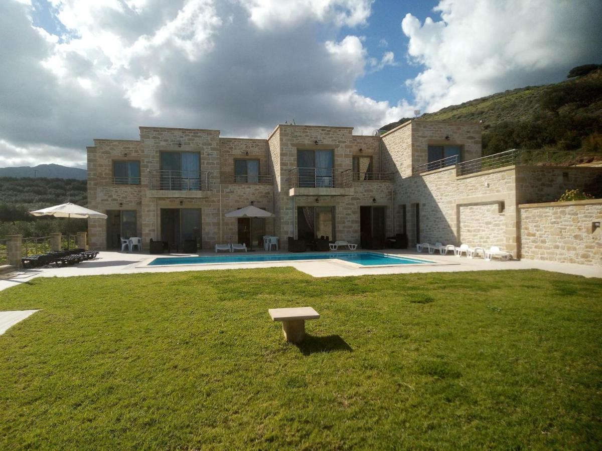 Villa Stylianos And Studios Kíssamos Eksteriør bilde