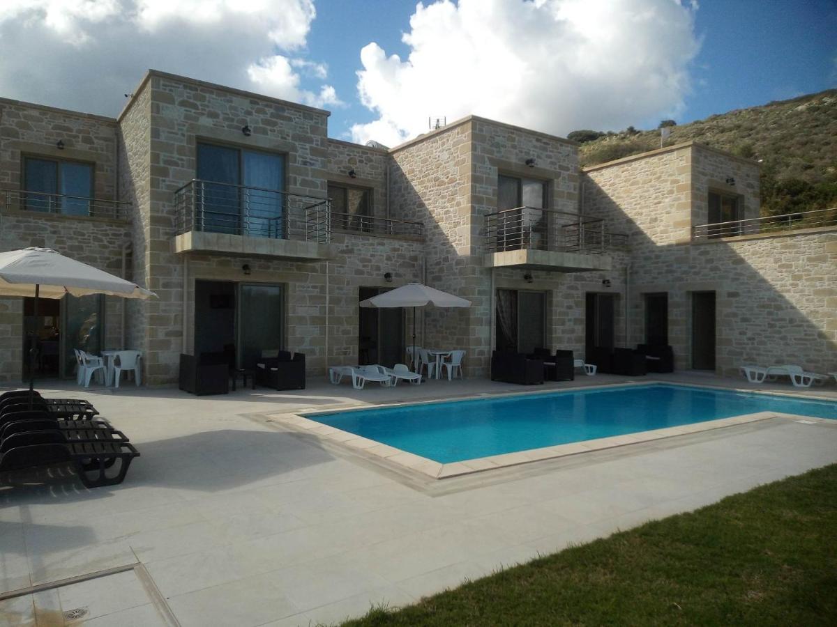 Villa Stylianos And Studios Kíssamos Eksteriør bilde